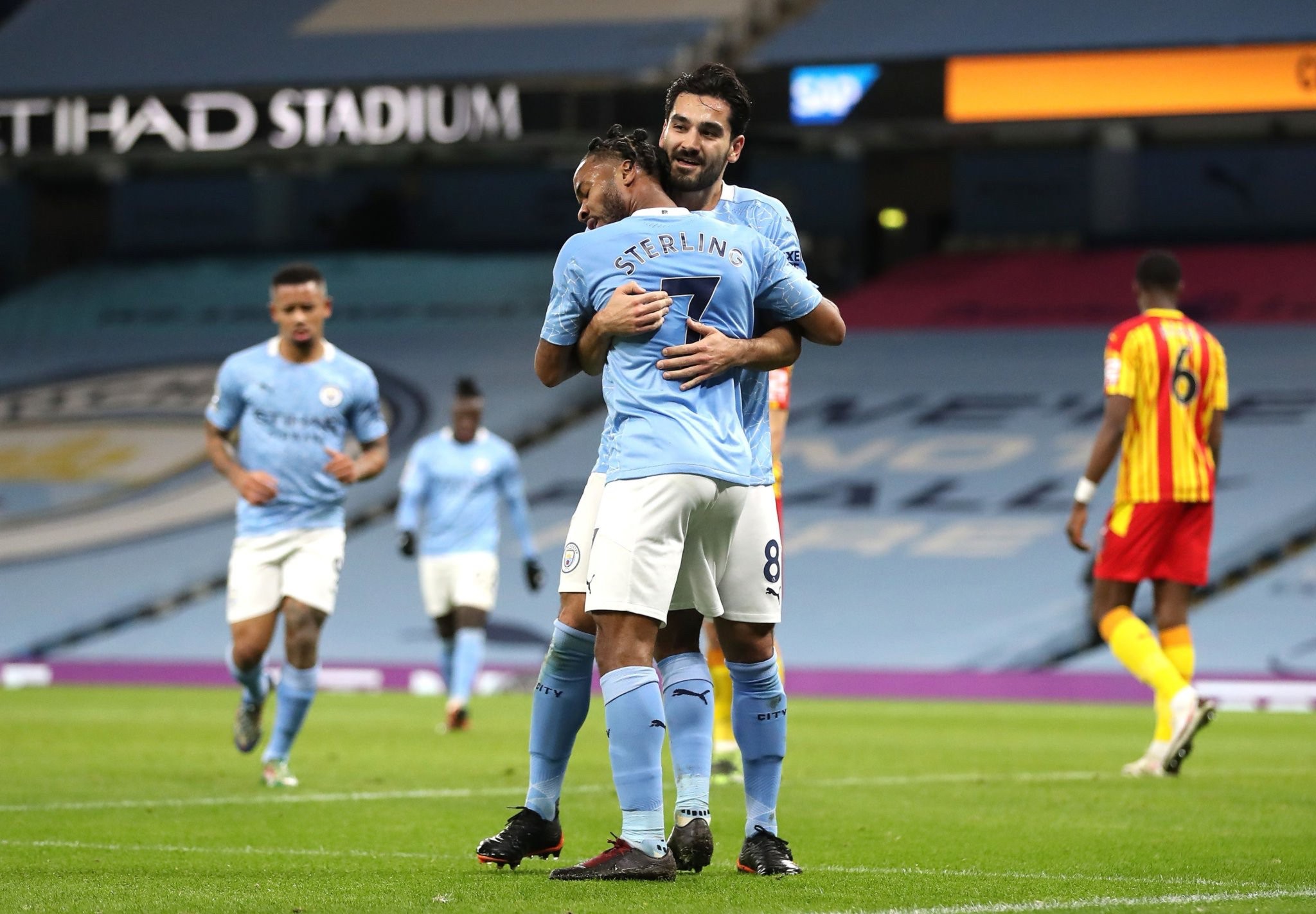 刻顶替甚至 刻顶替甚至